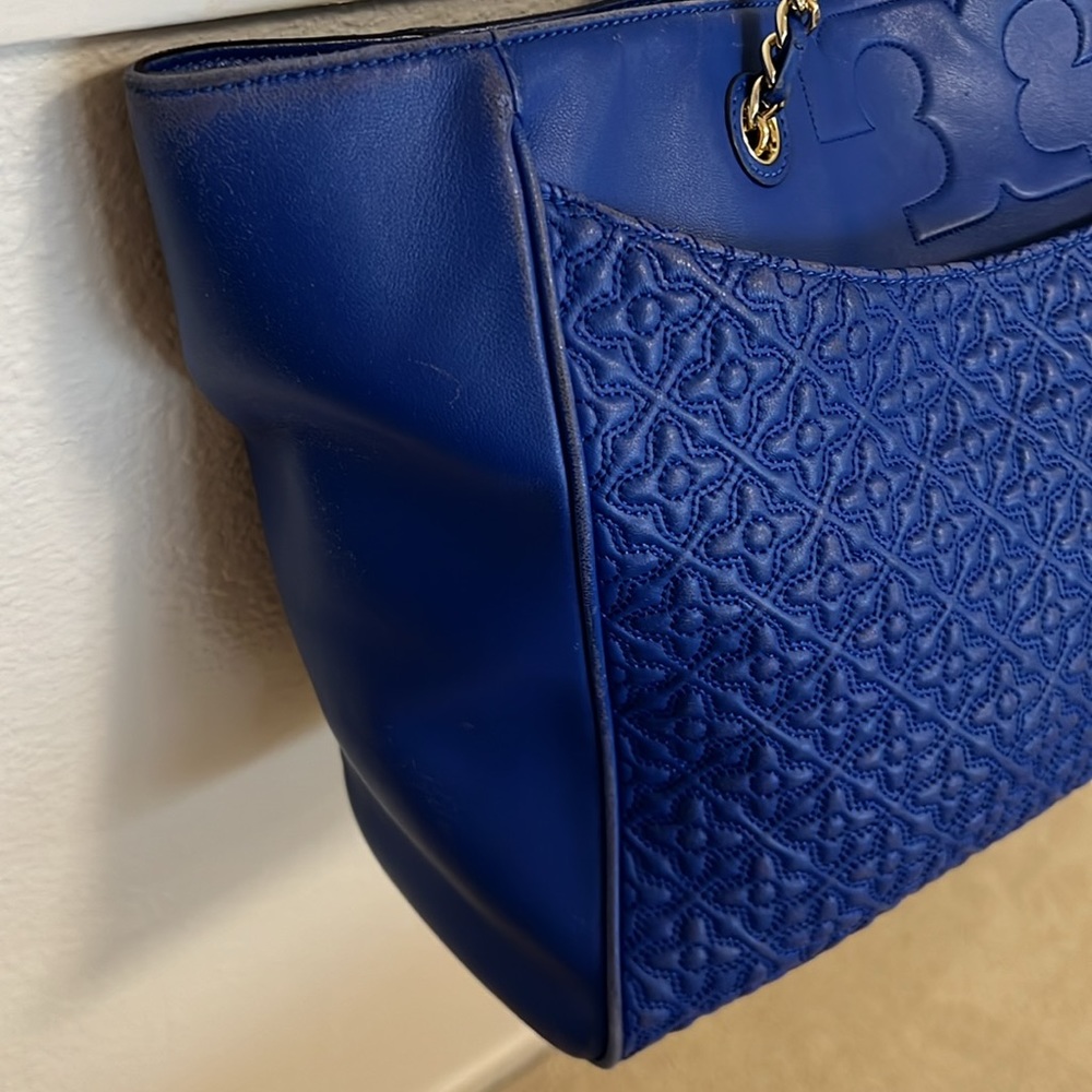 Tory Burch Tote - Picture 4 of 11